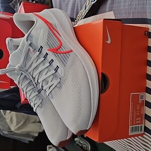 Nike Air Zoom Pegasus